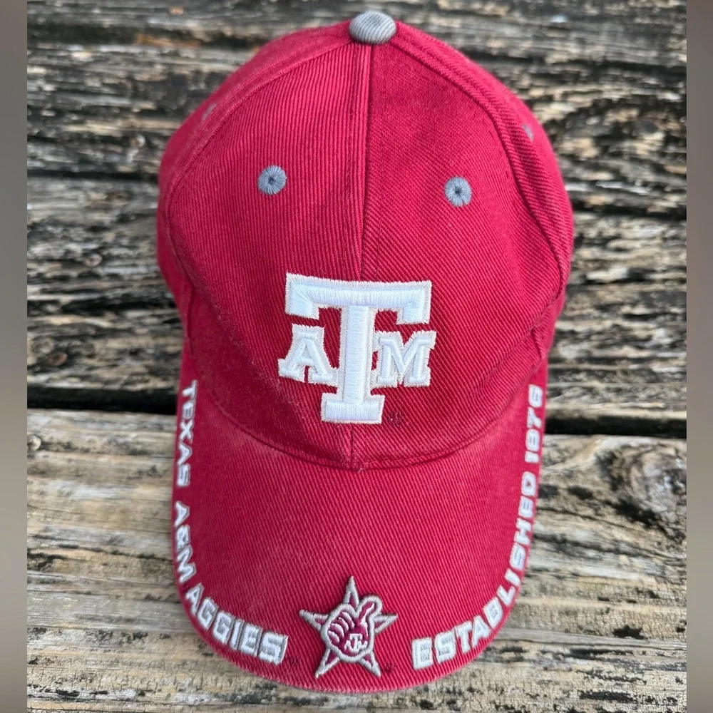 Captivating Headgear Homecoming Collection Red Texas A&M Aggies Strapback Cap T2